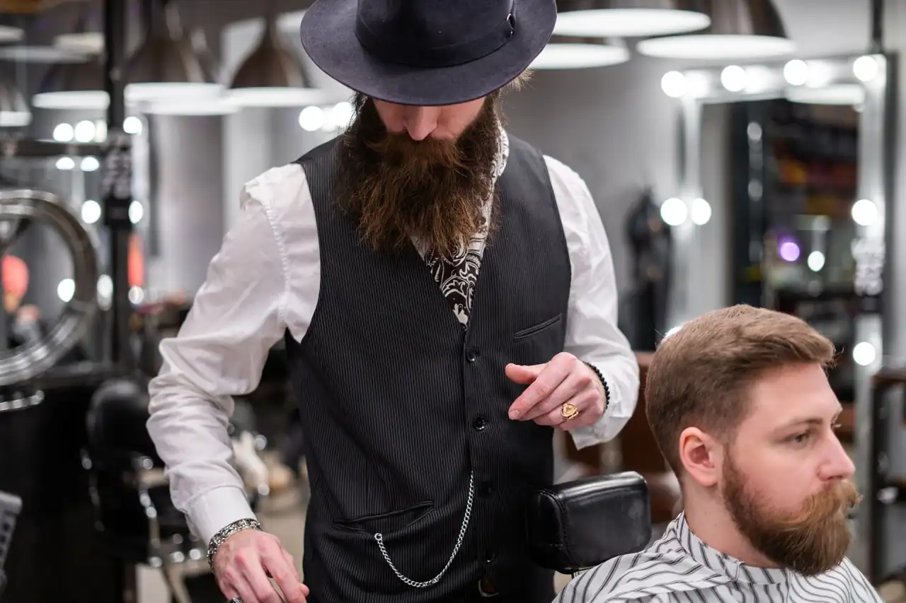 Lukas - Senior Stylist